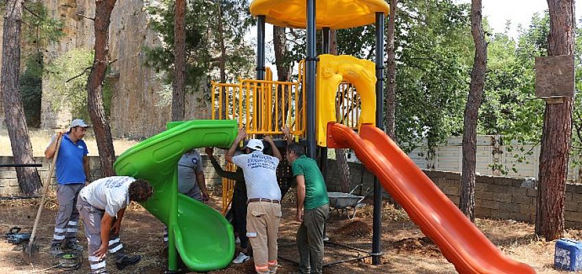 Büyükşehir Belediyesi’nden  Serikli çocuklara oyun parkı