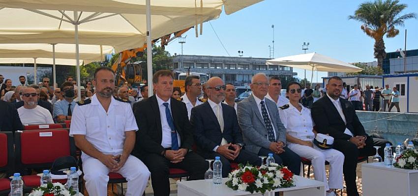 Kıbrıs’ın ilk yüzen gemi müzesi Denizcilik Tarihi Müzesi TEAL, Girne Limanı’nda yerini aldı